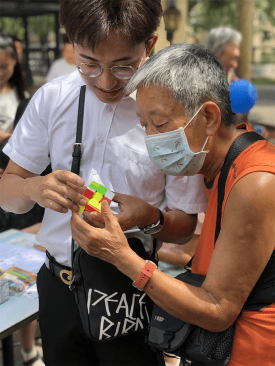 魔方社區(qū)最新動(dòng)態(tài)與全方位指南，玩轉(zhuǎn)魔方，技能提升——針對(duì)初學(xué)者與進(jìn)階用戶(hù)的建議