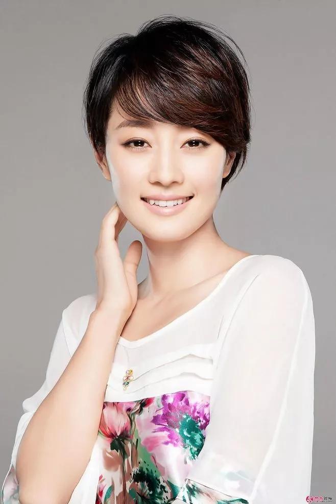 十大女明星傳奇星途，閃耀人生的傳奇故事