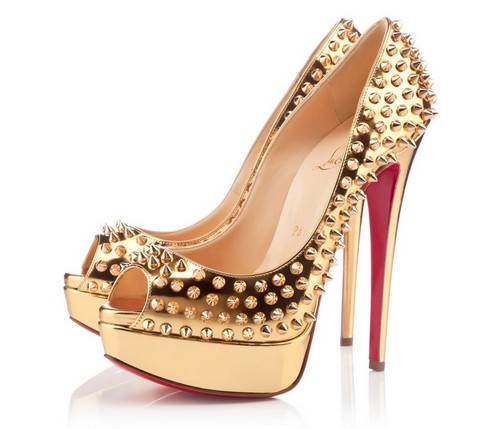 最新鞋業(yè)加盟資訊大揭秘，加盟趨勢(shì)、熱門(mén)品牌一網(wǎng)打盡！