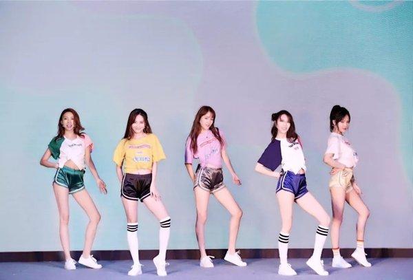 美女誕生演員表