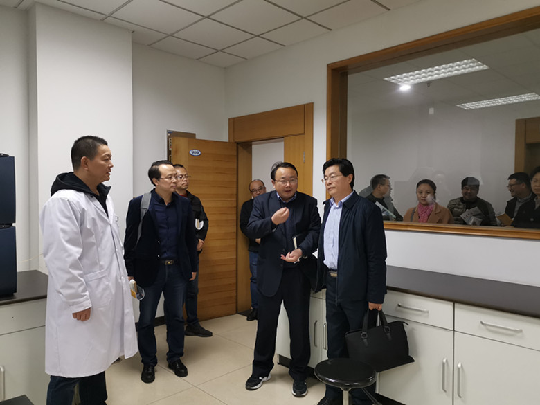 美國(guó)艾滋病研究掀起新篇章，最新研究動(dòng)態(tài)與重磅更新??