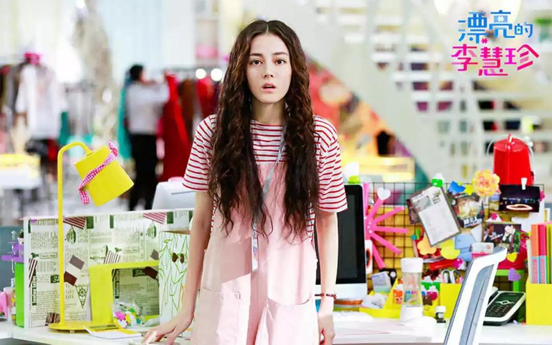 江姓演員，演藝之路的閃耀之星