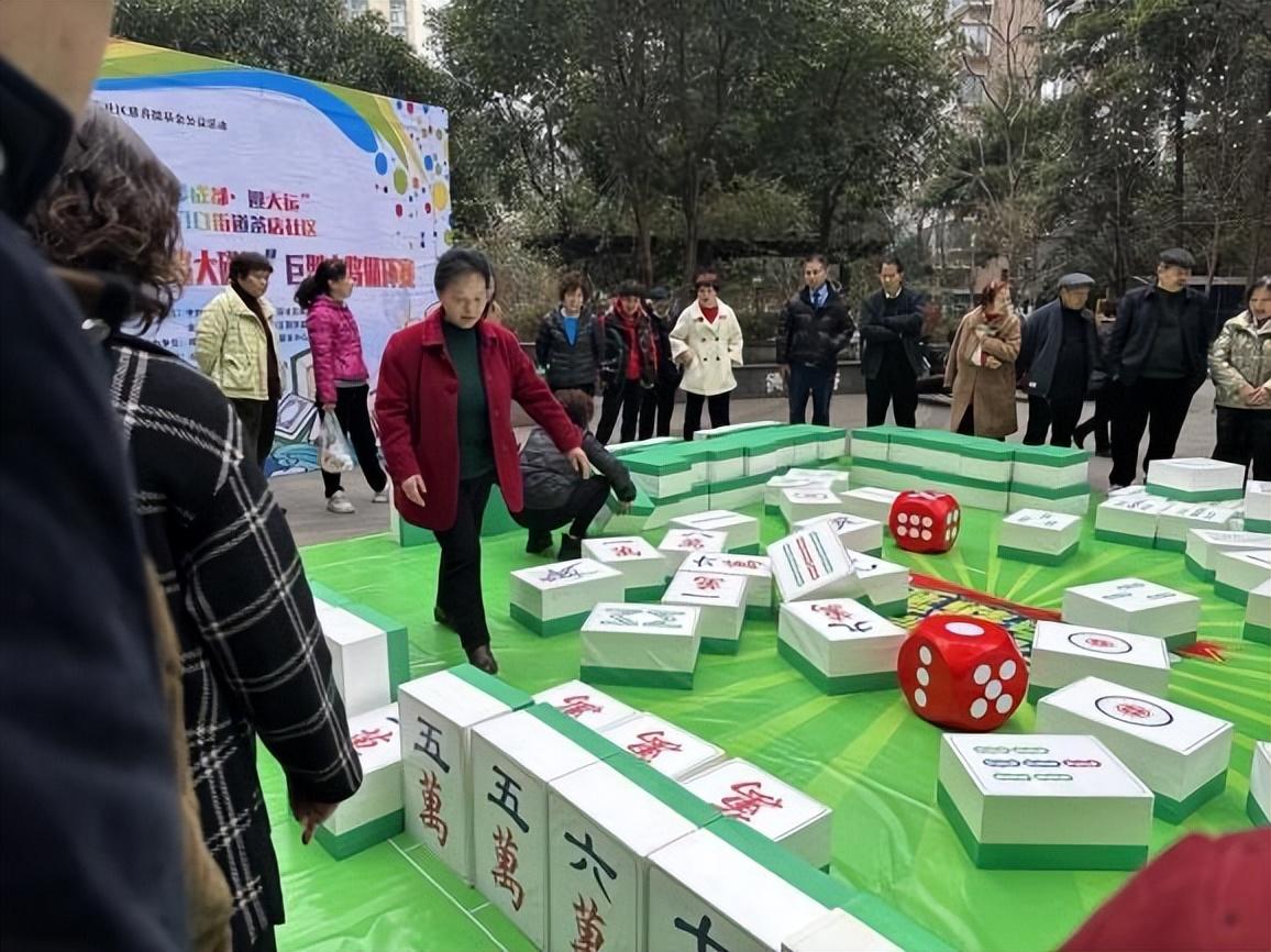 運(yùn)動(dòng)場館燈具 第143頁