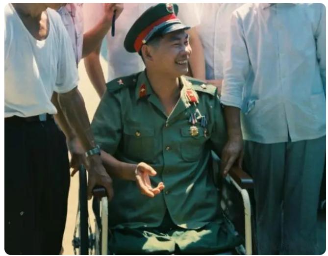 士官自主擇業(yè)政策新動向，人生轉折的奇妙契機