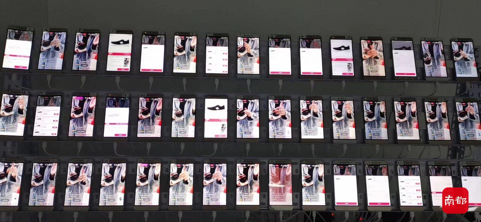 運(yùn)動(dòng)場館燈具 第125頁