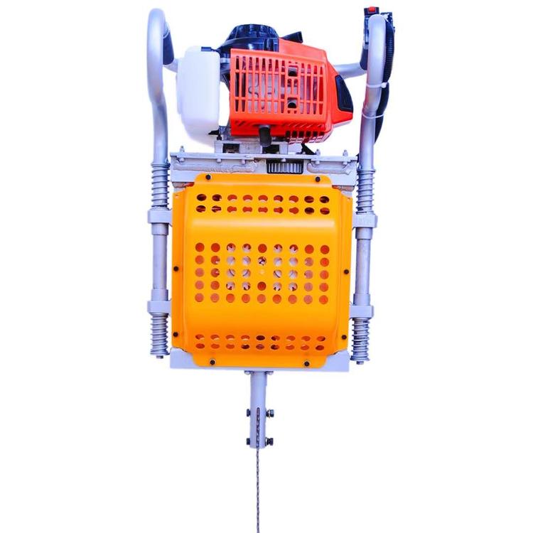 最新起樹苗機(jī)器，自然美景探索之旅啟程