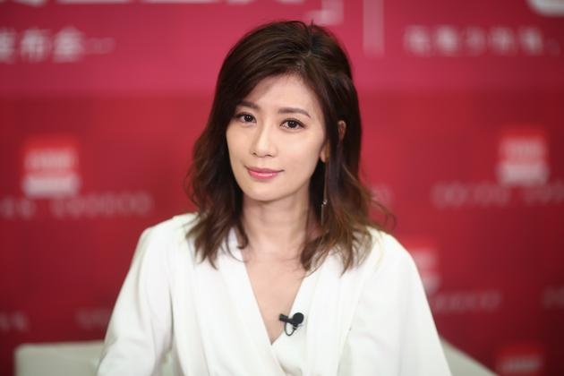 賈靜雯微博最新動(dòng)態(tài)，關(guān)注與互動(dòng)的步驟指南