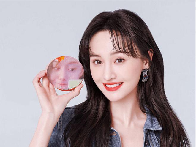 鄭爽2025最新動(dòng)態(tài)，蛻變之路，自信照亮未來成就展望