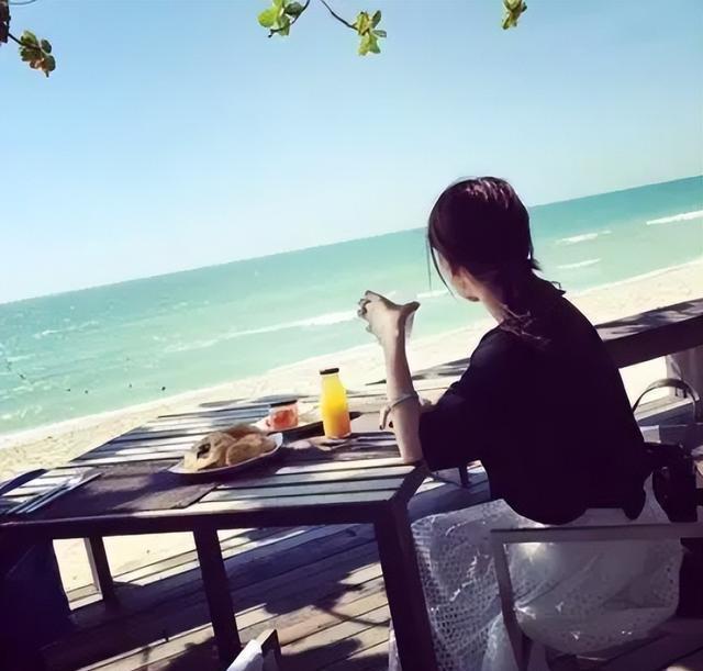 時尚選擇背后的多元解讀，最新頭像背影引領(lǐng)潮流趨勢