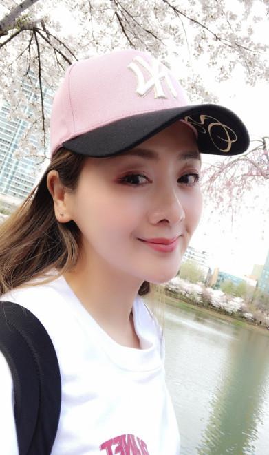 臀部打針視頻，文化現(xiàn)象的深度解讀與探討