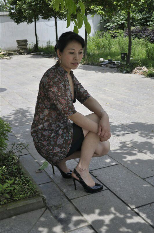 最新熟女論壇免費，自信與成就感的蛻變，熟女們的勵志前行之路！