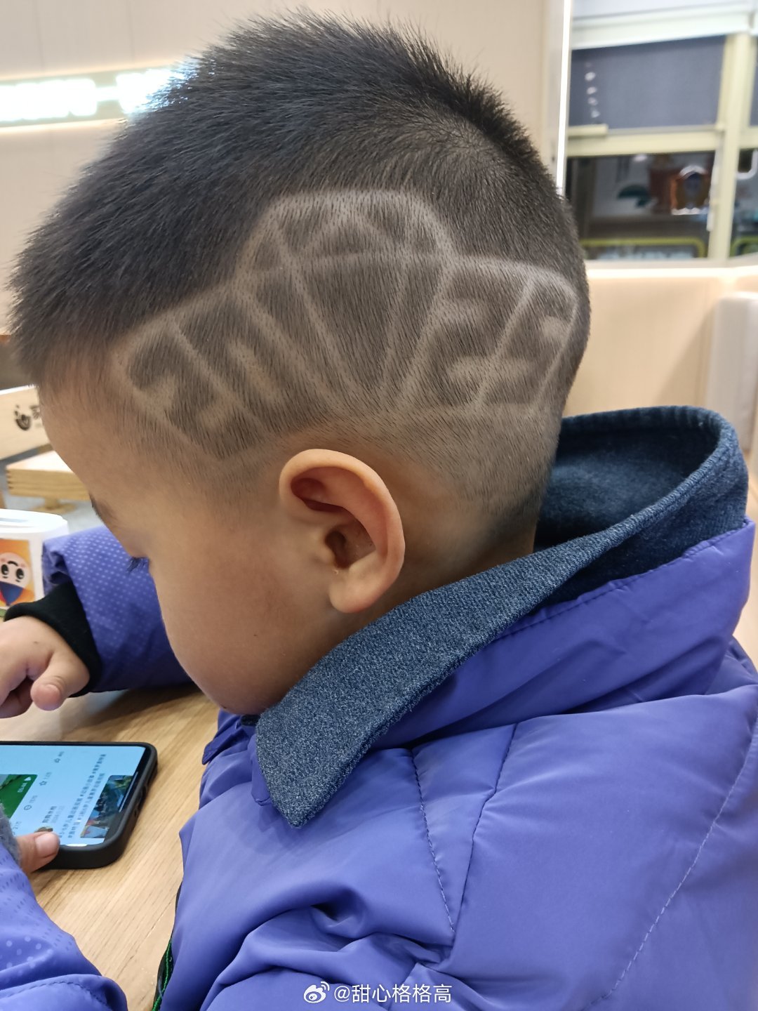 小杰的潮流之旅，最新兒童發(fā)型男的友情故事與發(fā)型風(fēng)采