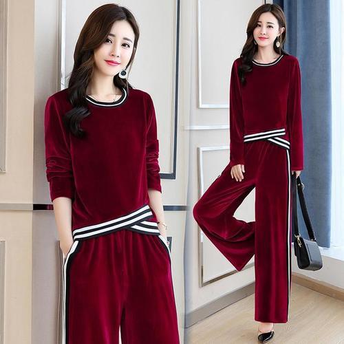 2025秋季女裝流行趨勢，自信與成長力量的時尚變遷