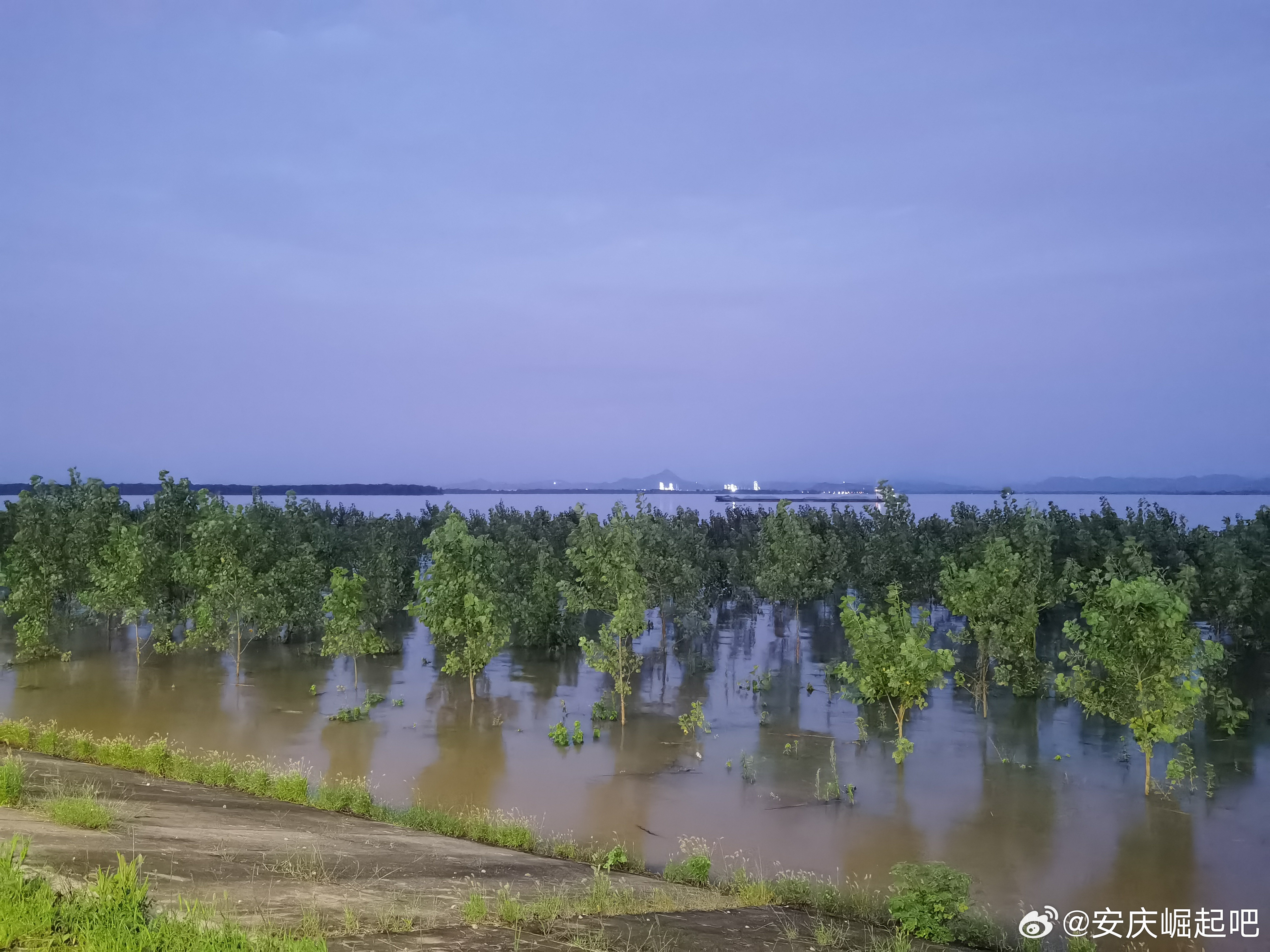 安慶洪水2025最新進(jìn)展，城市變遷中的精神力量展現(xiàn)