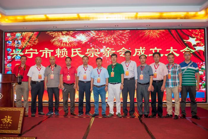 賴氏最新動(dòng)態(tài)引領(lǐng)科技潮流，重塑未來生活體驗(yàn)新篇章