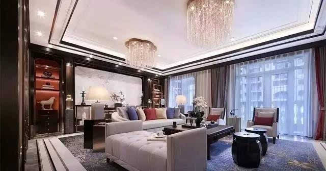 最新吊頂款，奇妙日常的探索