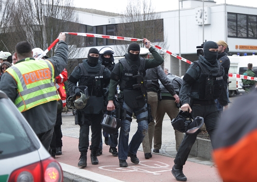 德國槍擊事件最新動(dòng)態(tài)，變化中的力量與學(xué)習(xí)帶來的自信與成就感