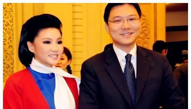 美國(guó)回國(guó)之旅，家的溫馨與友情奇遇的交織