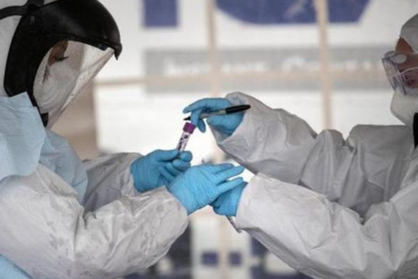 外國(guó)疫情最新進(jìn)展，科技新品引領(lǐng)防護(hù)生活，體驗(yàn)前沿科技的力量