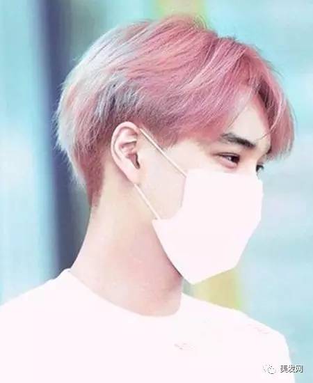 最新染色男潮流指南，引領(lǐng)時(shí)尚潮流，讓你瞬間成為焦點(diǎn)之王！