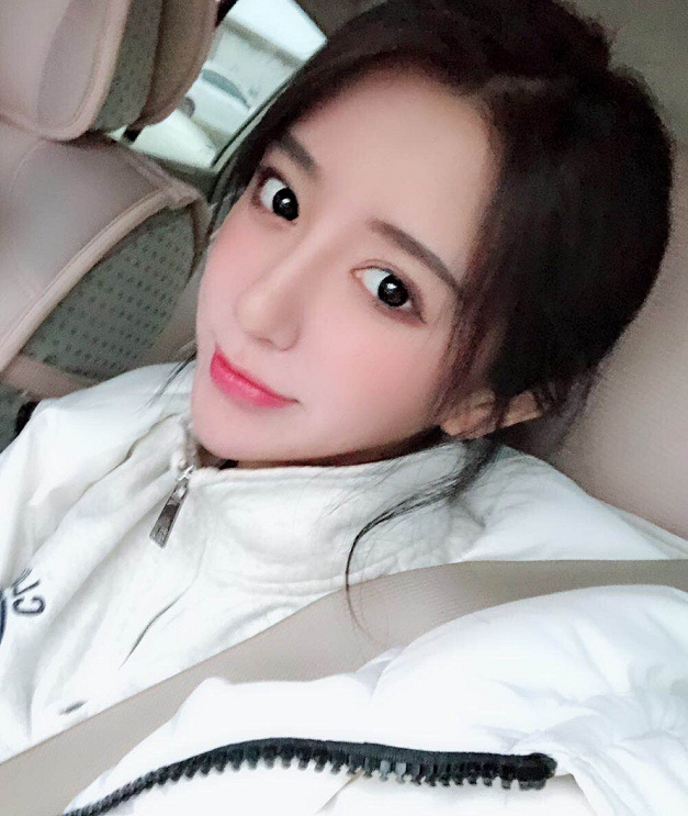 紅人網(wǎng)最新動(dòng)態(tài)，學(xué)習(xí)變化，自信助力夢(mèng)想實(shí)現(xiàn)