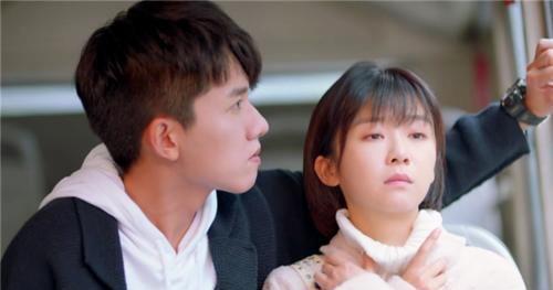 許放最新深度論述，關于某觀點的探討