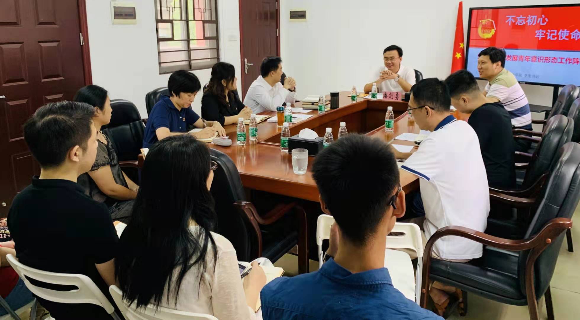 自然美景之旅，黨團(tuán)課最新與內(nèi)心的平和寧靜探尋