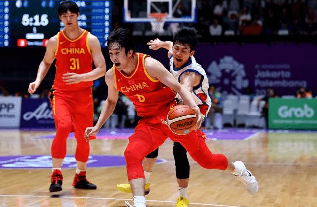 揭秘籃球愛好者隱藏寶藏的特色小店，最新國家隊籃球與小巷中的籃球奇緣