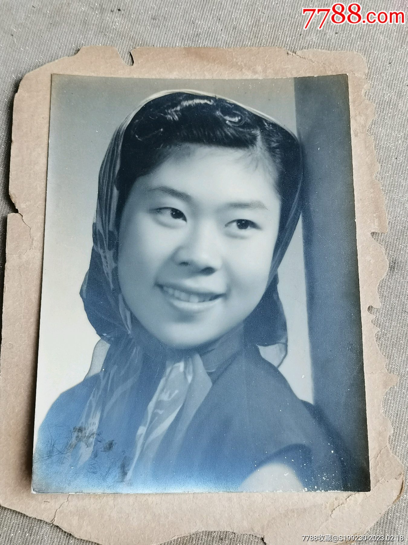 美女老照片的魅力，歷久彌新，時光見證美麗風(fēng)采