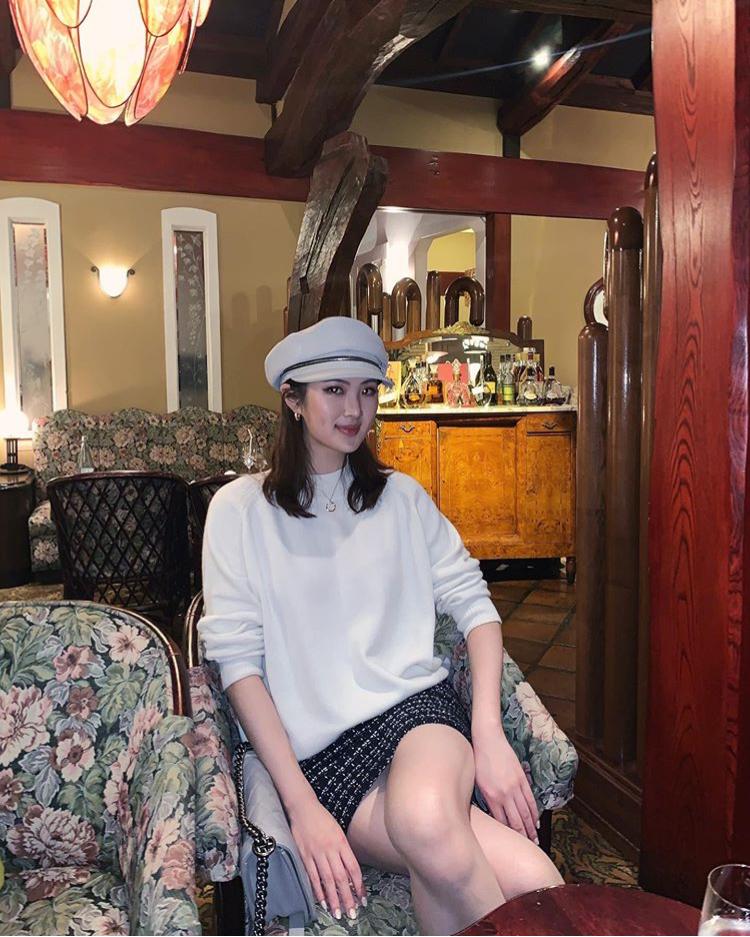 華為最新款女士智能手機(jī)，科技與時(shí)尚的完美融合亮相！